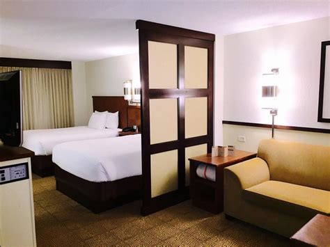 mohegan sun partner hotels|Area Hotels .